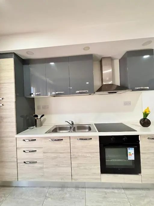 Elegant 2 Bedroom Penthouse In St Julians Stj411 Saint Julian's 0*,