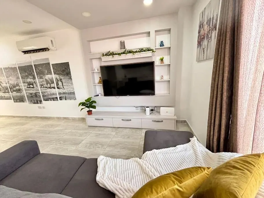 Elegant 2 Bedroom Penthouse In St Julians Stj411 Saint Julian's Apartment